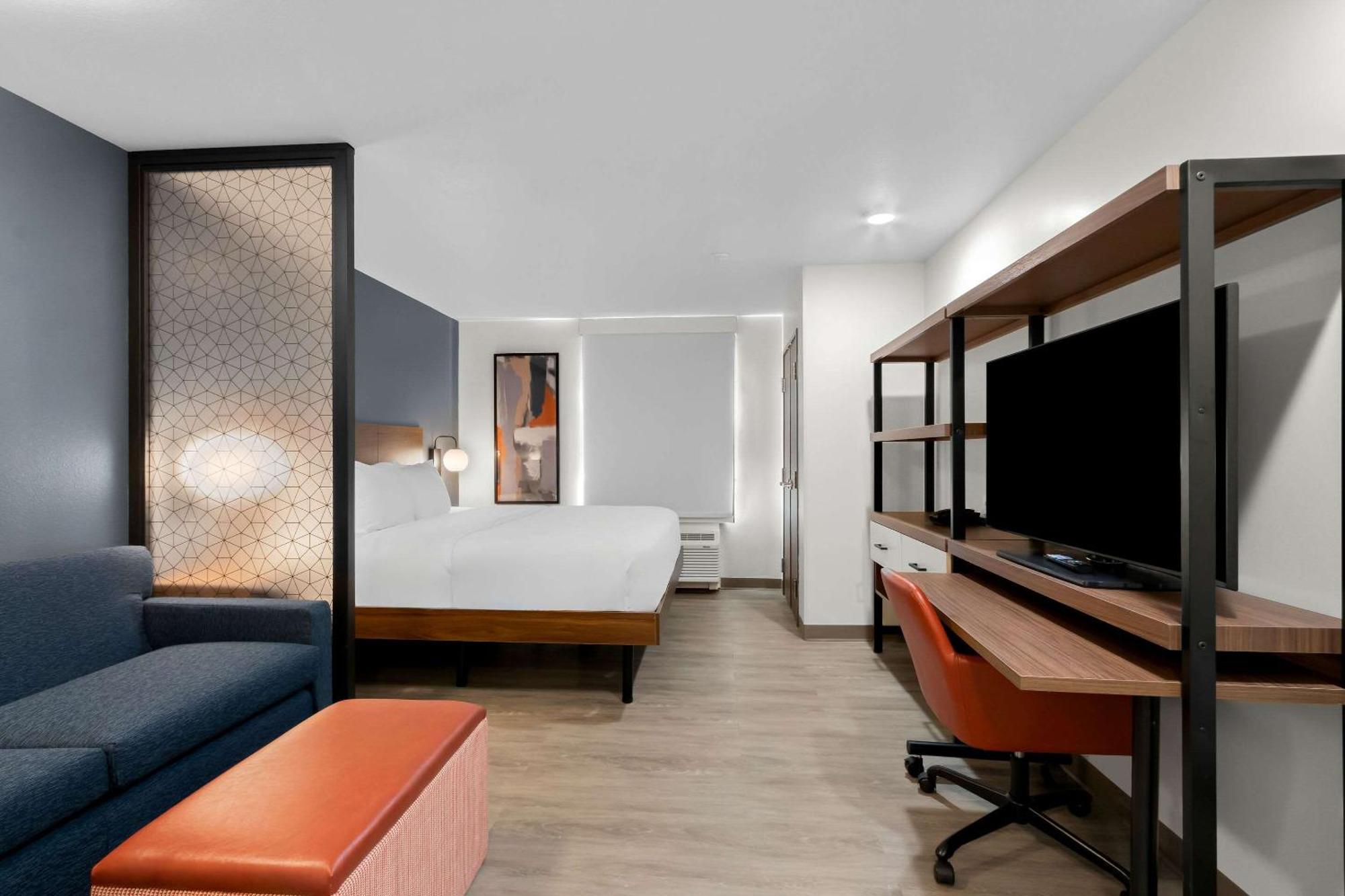 Everhome Suites Glendale Sports Entertainment District Exterior foto